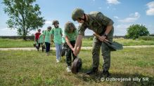 17. ronk Detskej univerzity Komenskho Army workshop